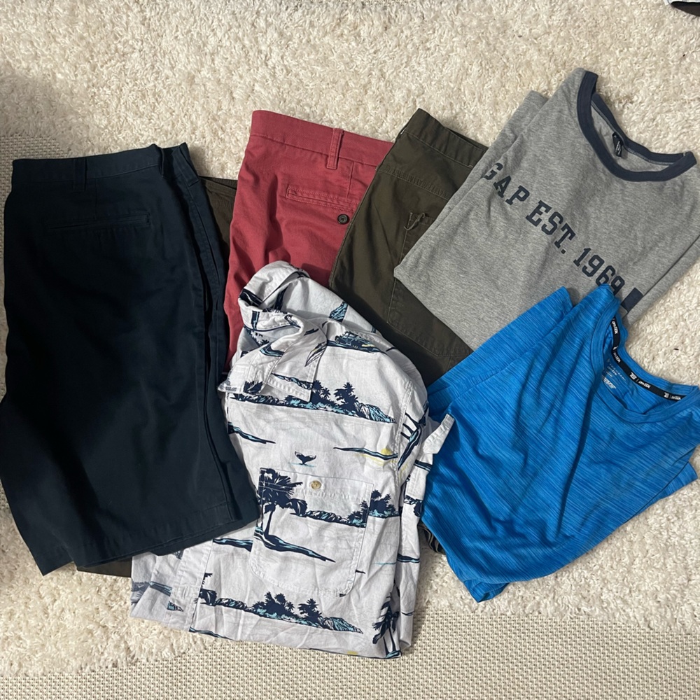 GAP Men's Blue and Gray Clothing Set size 42 3 XL